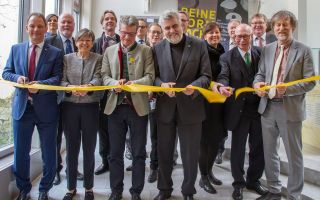Eroeffnung-Reine-Formsache.jpg