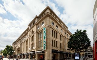 Galeria-Kaufhof-Koeln.jpg