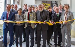 Eroeffnung-Reine-Formsache.jpg