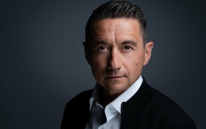 Komsa und API als strategische Partner