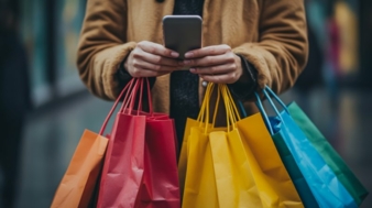 Shopping-Smartphone.jpeg
