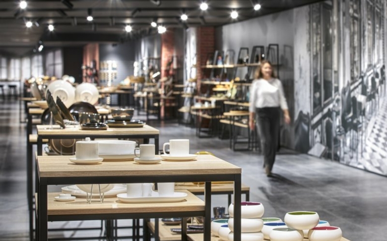 Neues Sortiment in Loft-Stil-Atmosphäre