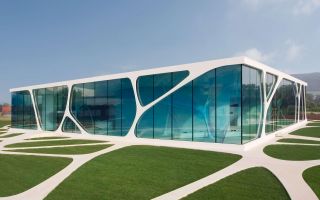Leonardo_glass cube